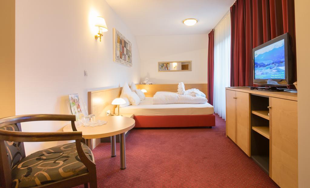 Hotel Amadeus Micheluzzi Serfaus Exterior foto